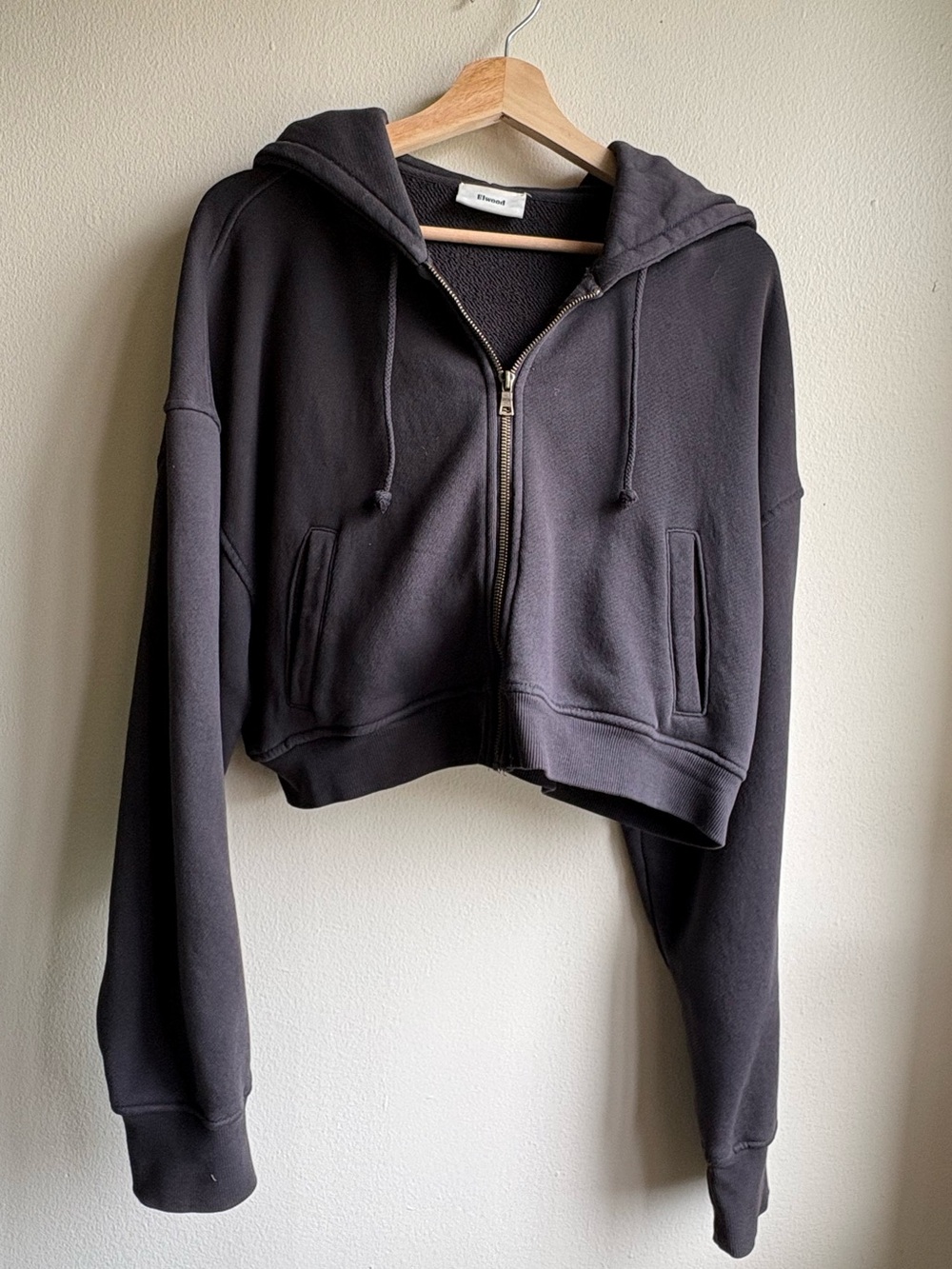 Elwood Black Cropped Hoodie